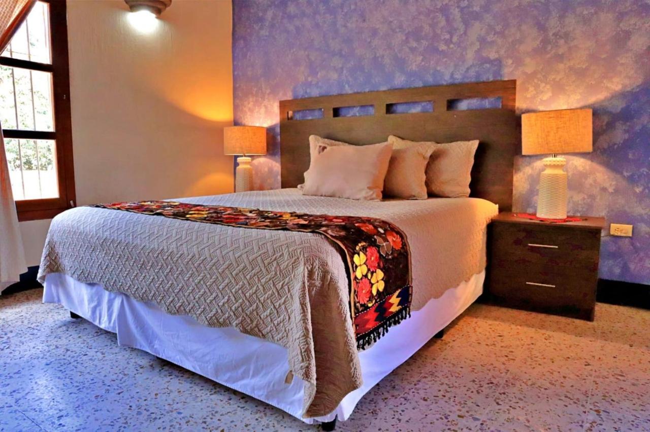 Hotel Posada San Miguel Antigua ภายนอก รูปภาพ